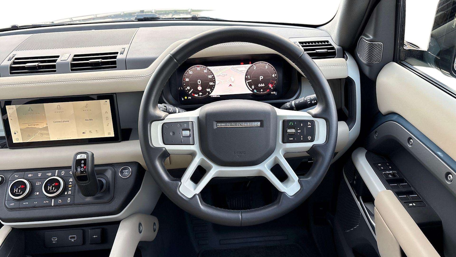 Used Land Rover Defender 2023 for sale - 76718249: Photo 15