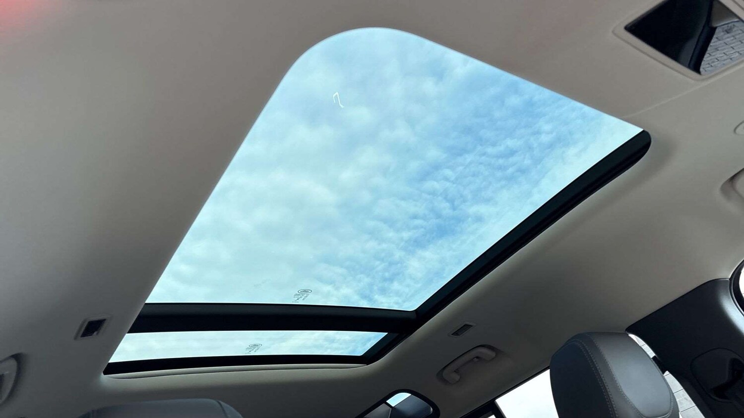 Used Land Rover Defender 2023 for sale - 76718249: Photo 21