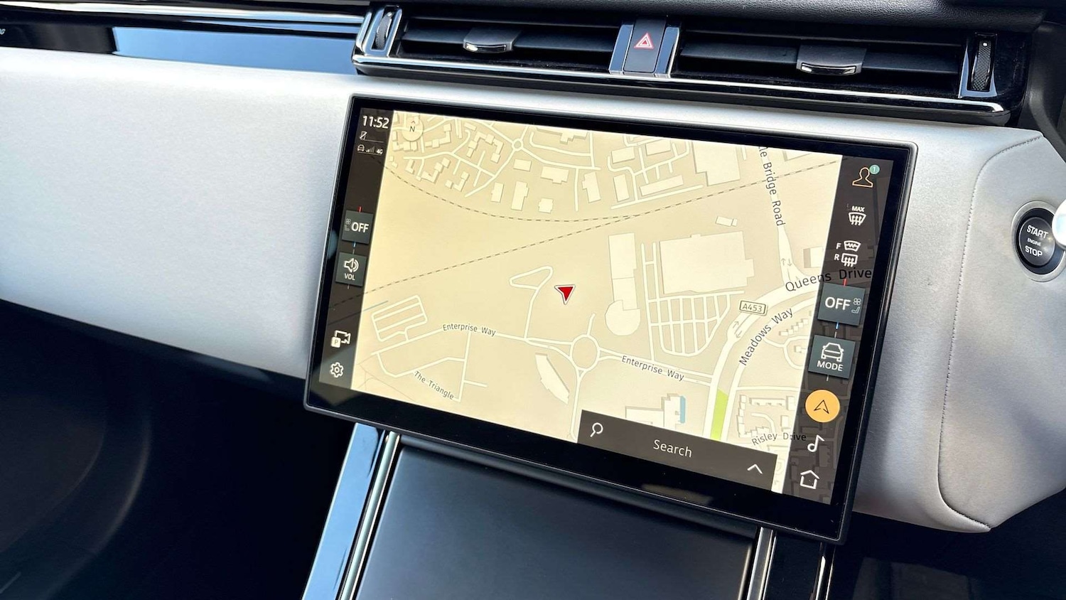 Used Land Rover Range Rover Velar 2023 for sale - 76016260: Photo 11