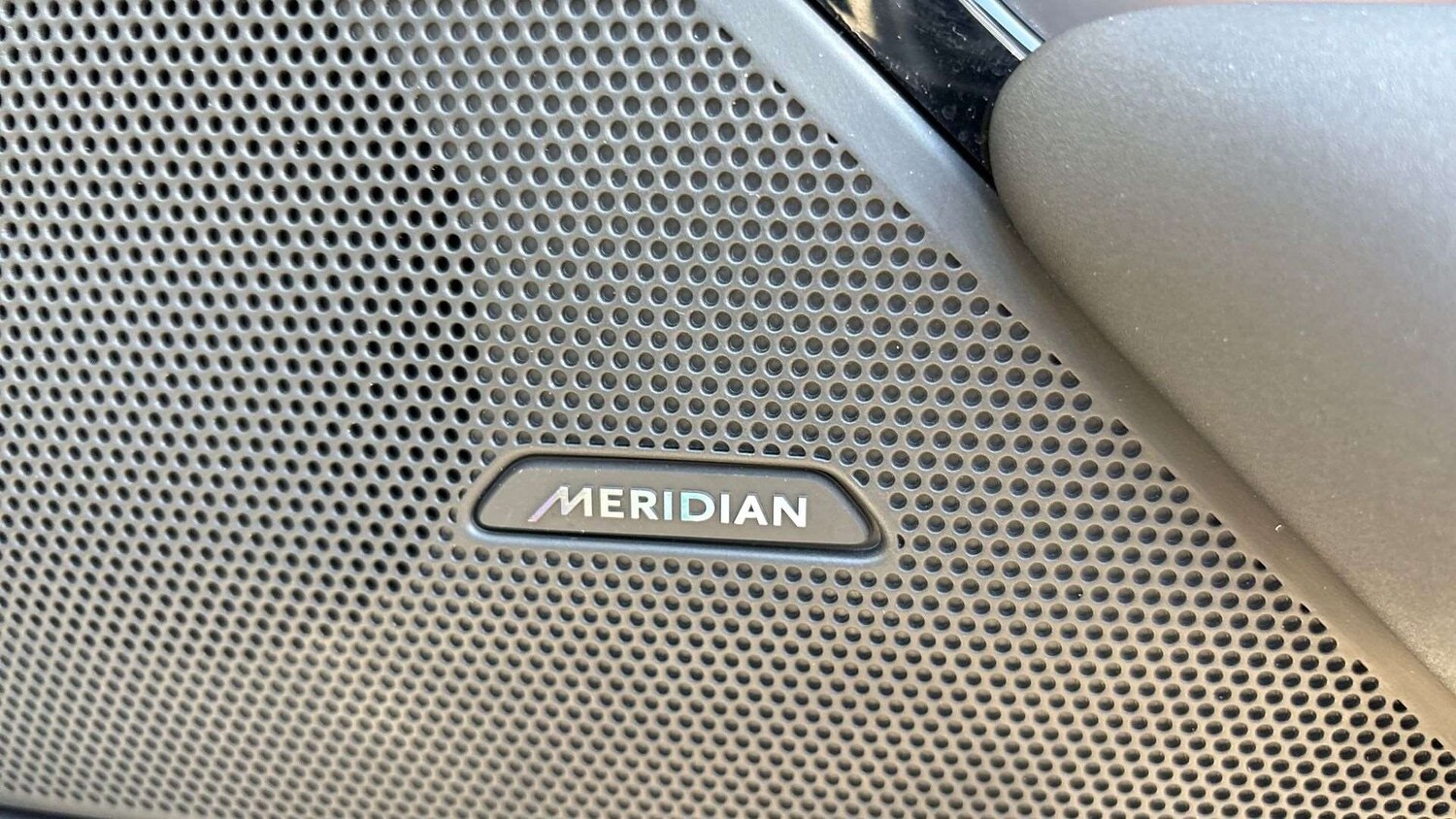 Used Land Rover Range Rover Velar 2023 for sale - 76016260: Photo 24