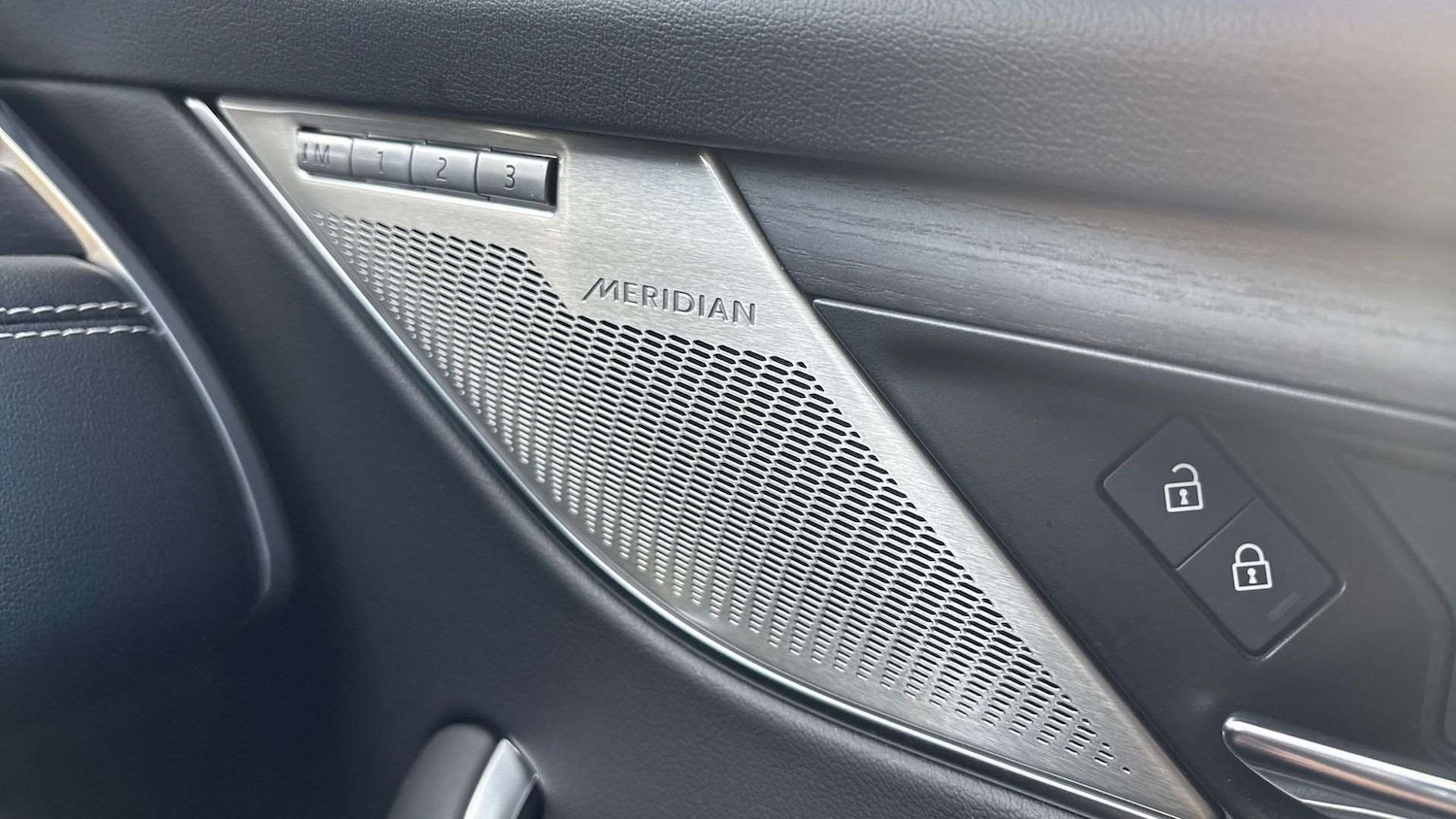 Used Jaguar F-Pace 2024 for sale - 76362598: Photo 24