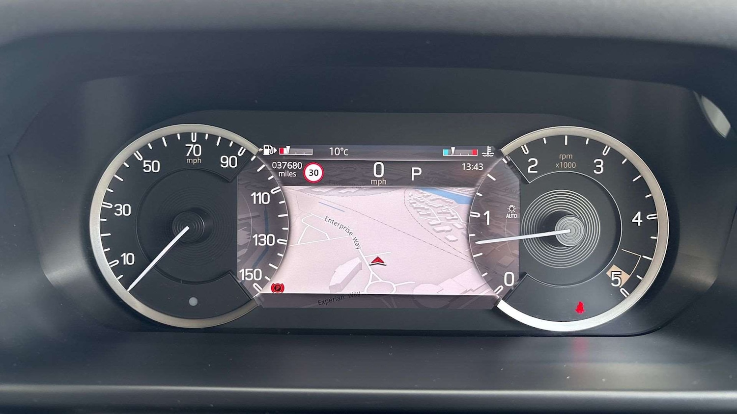 Used Land Rover Defender 90 2023 for sale - 77103173: Photo 16