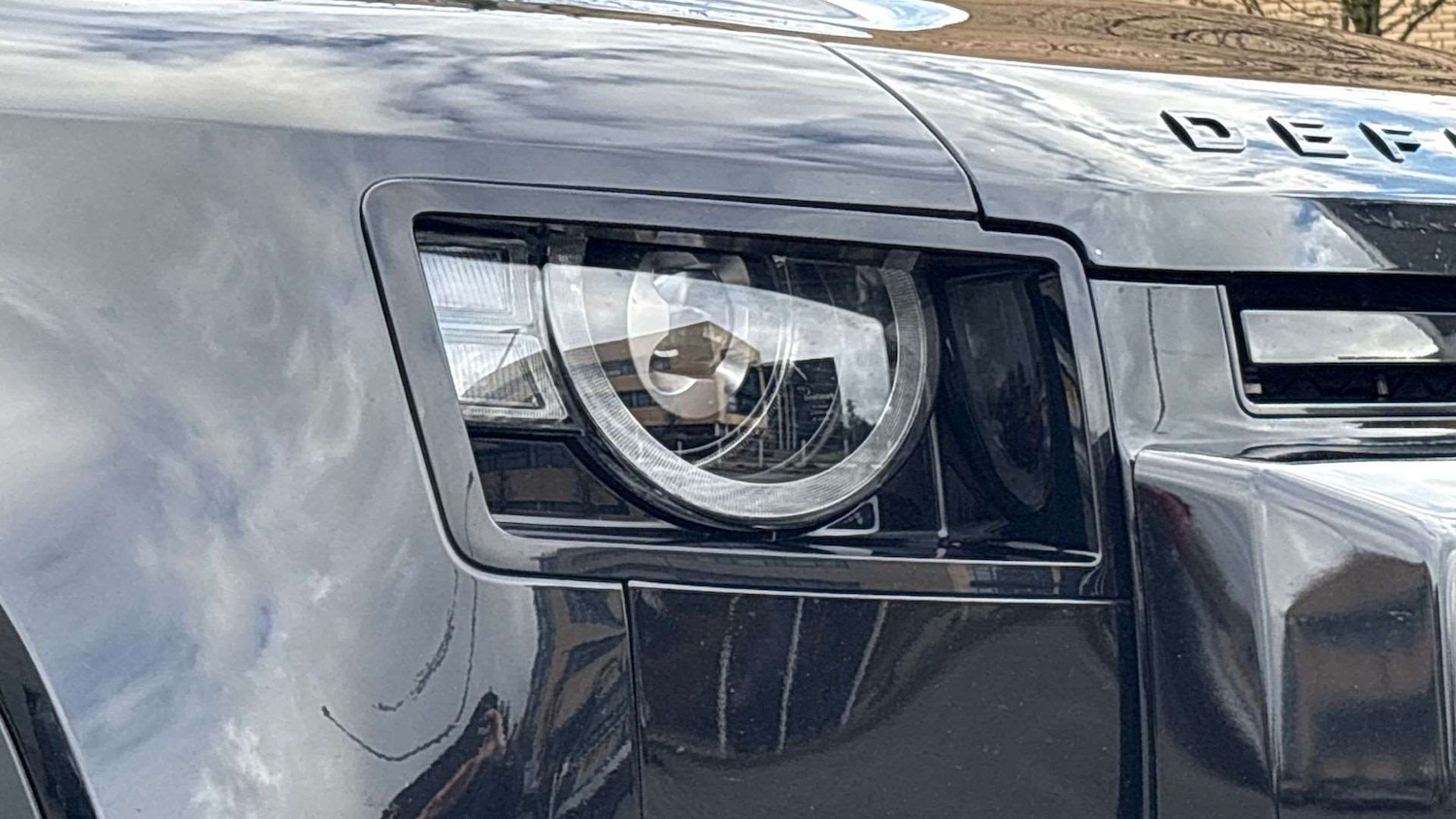 Used Land Rover Defender 90 2023 for sale - 77103173: Photo 17