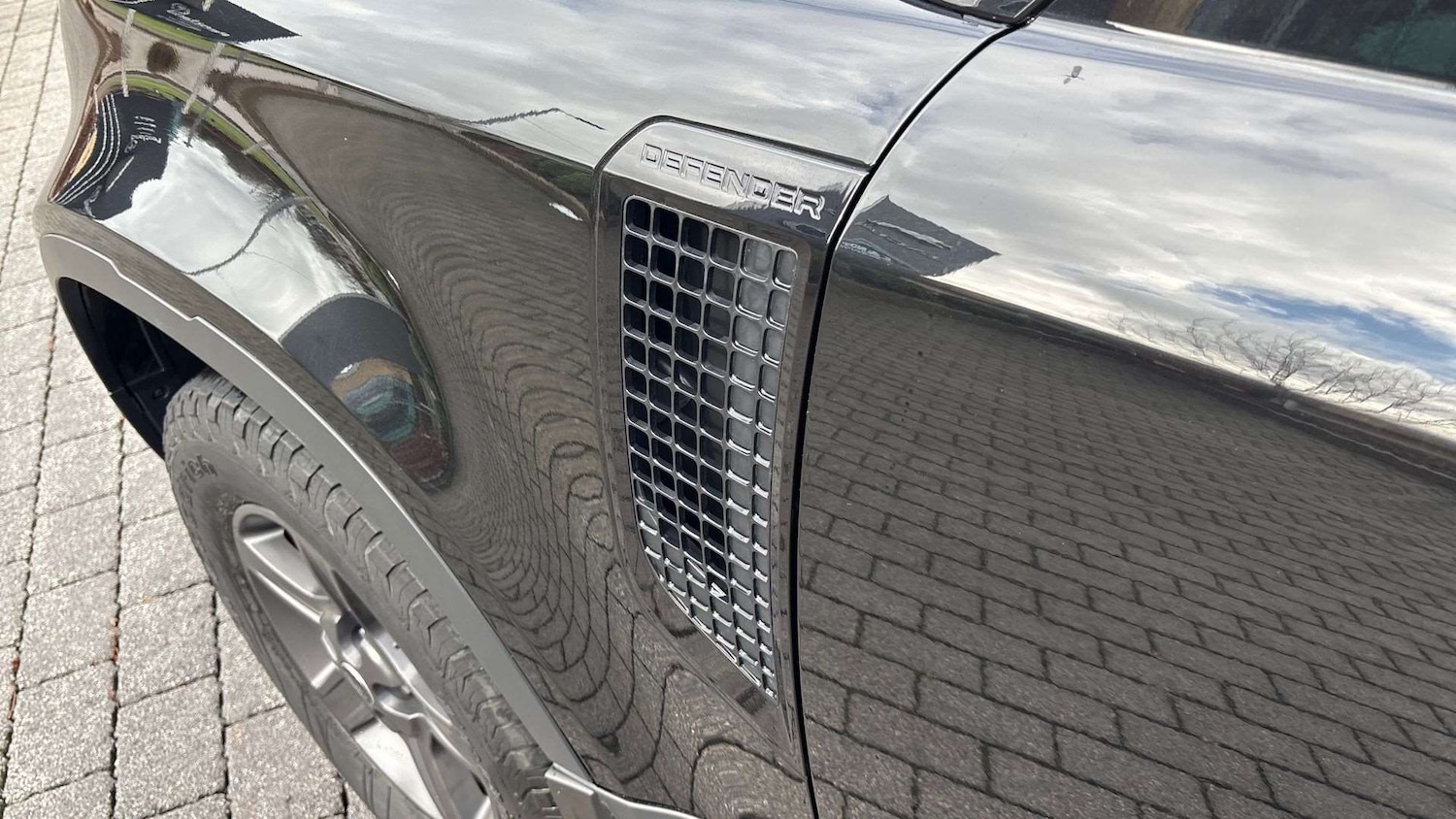 Used Land Rover Defender 90 2023 for sale - 77103173: Photo 20