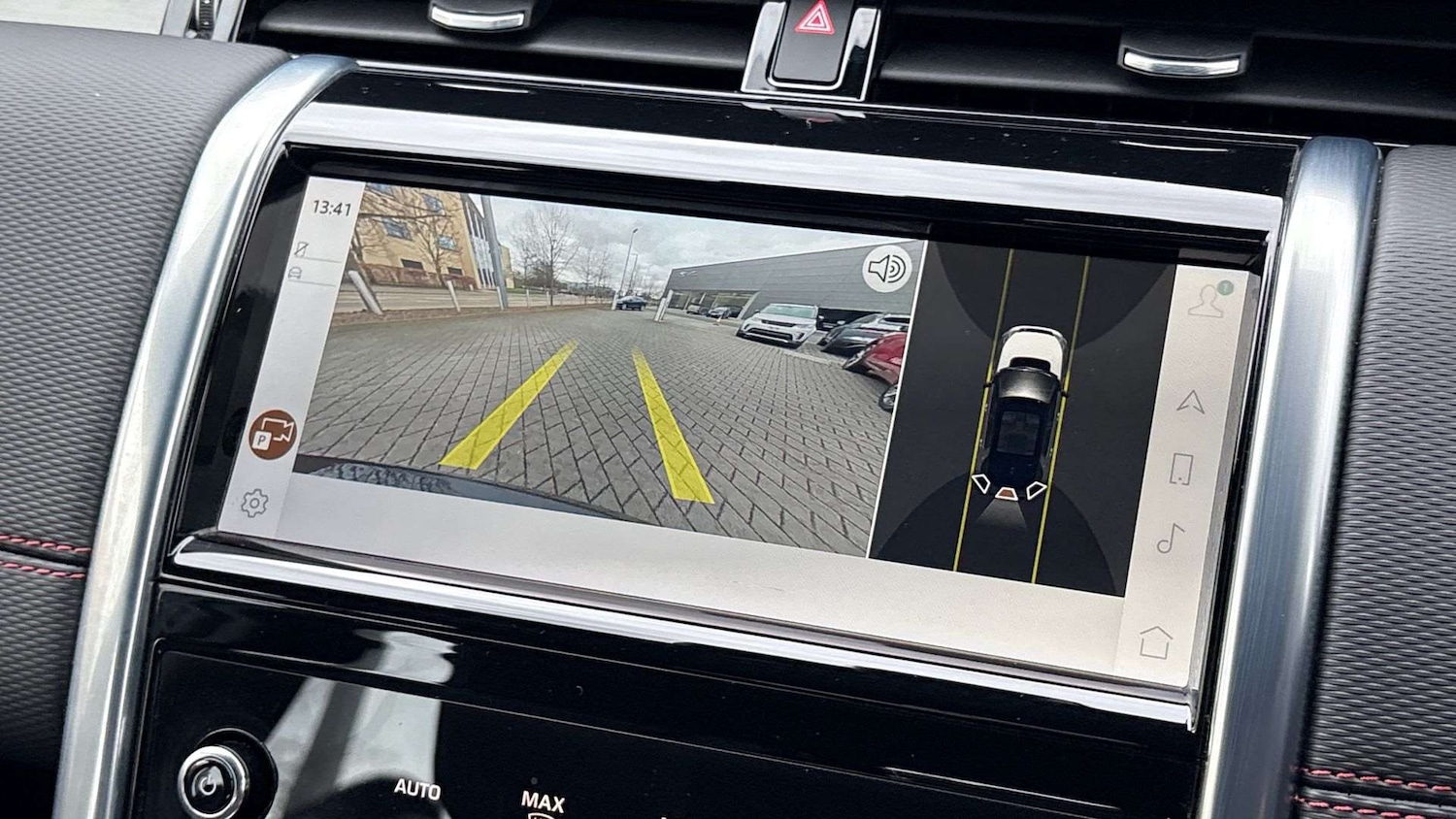 Used Land Rover Discovery Sport 2023 for sale - 78060226: Photo 12