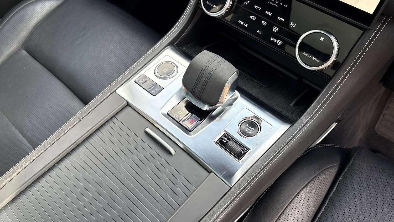 Used Jaguar F-Pace 2024 for sale - 76100619: Photo 13