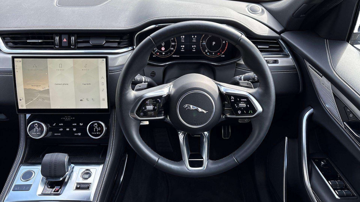 Used Jaguar F-Pace 2024 for sale - 76100619: Photo 15