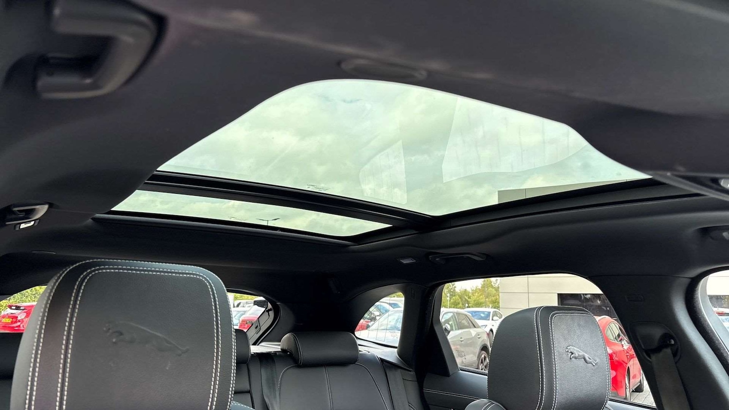Used Jaguar F-Pace 2024 for sale - 76100619: Photo 21