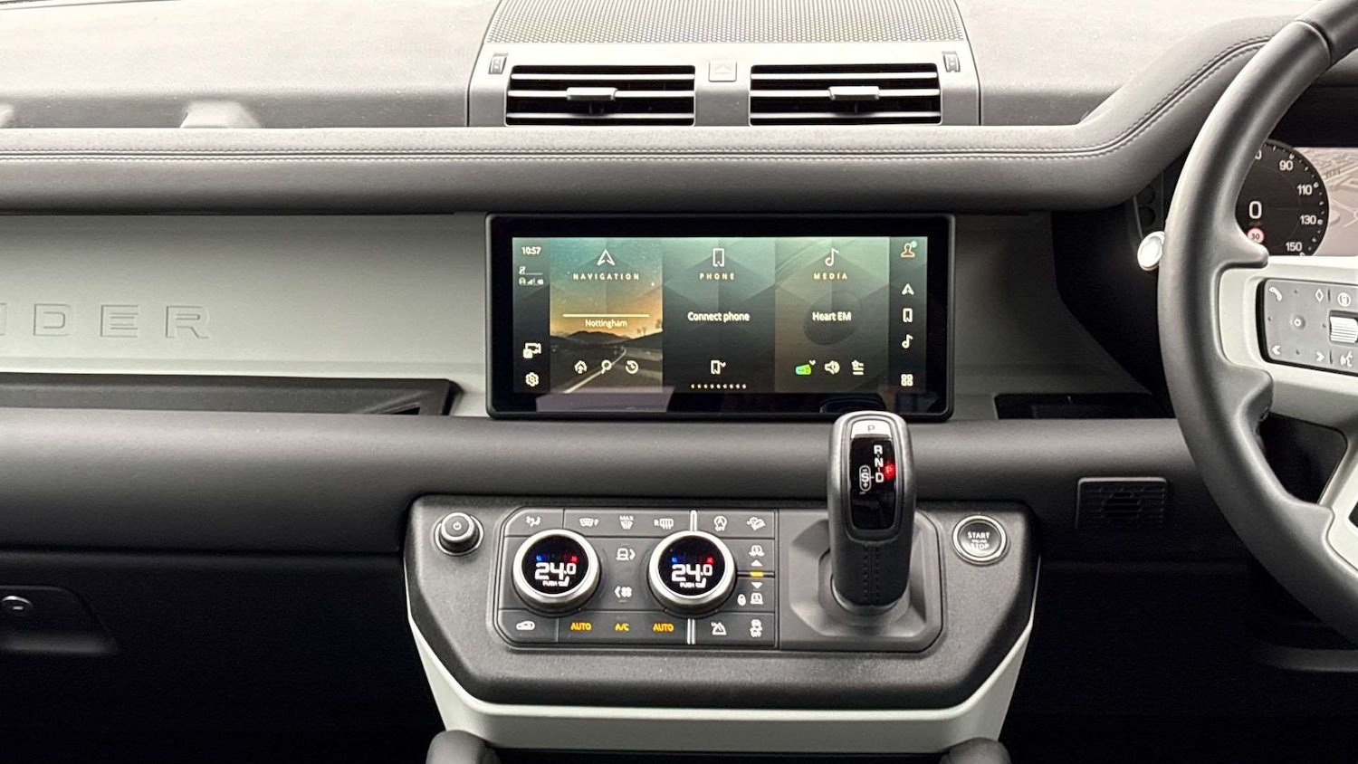 Used Land Rover Defender 2023 for sale - 76761075: Photo 14