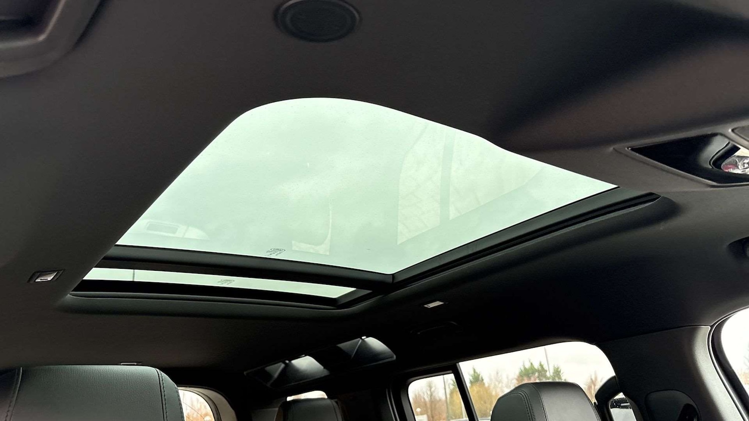 Used Land Rover Defender 2023 for sale - 76761075: Photo 21