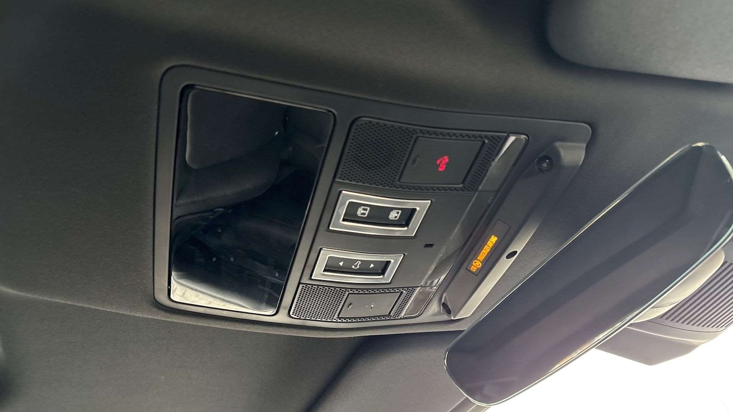 Used Land Rover Defender 2023 for sale - 76761075: Photo 23