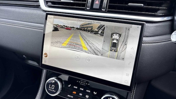 Used Jaguar F-Pace for sale - 75711048: Photo 12