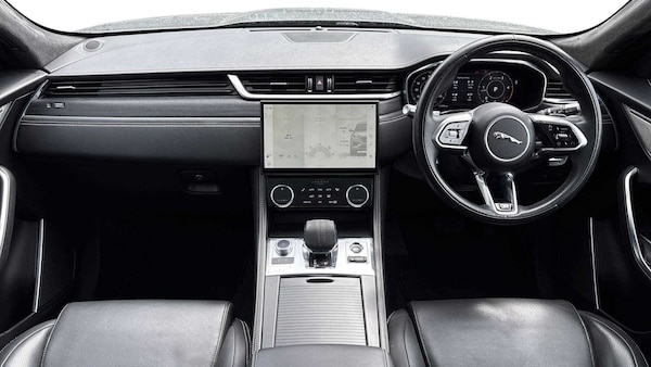 Used Jaguar F-Pace for sale - 75711048: Photo 9