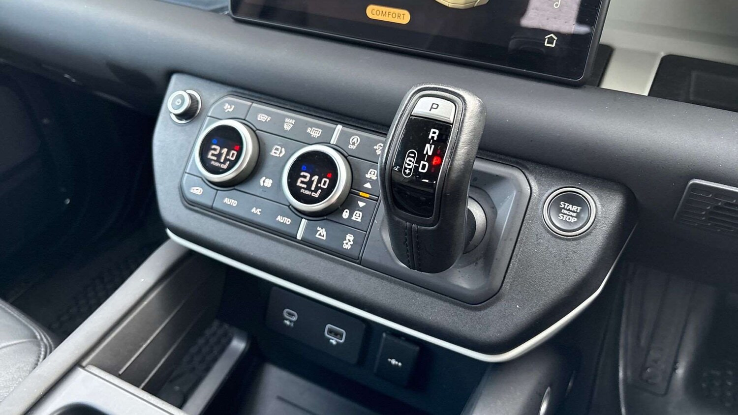 Used Land Rover Defender 2024 for sale - 76435728: Photo 13