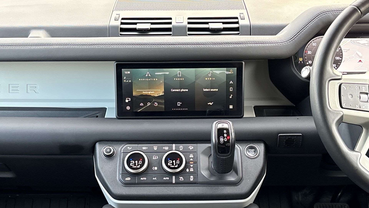 Used Land Rover Defender 2024 for sale - 76435728: Photo 14