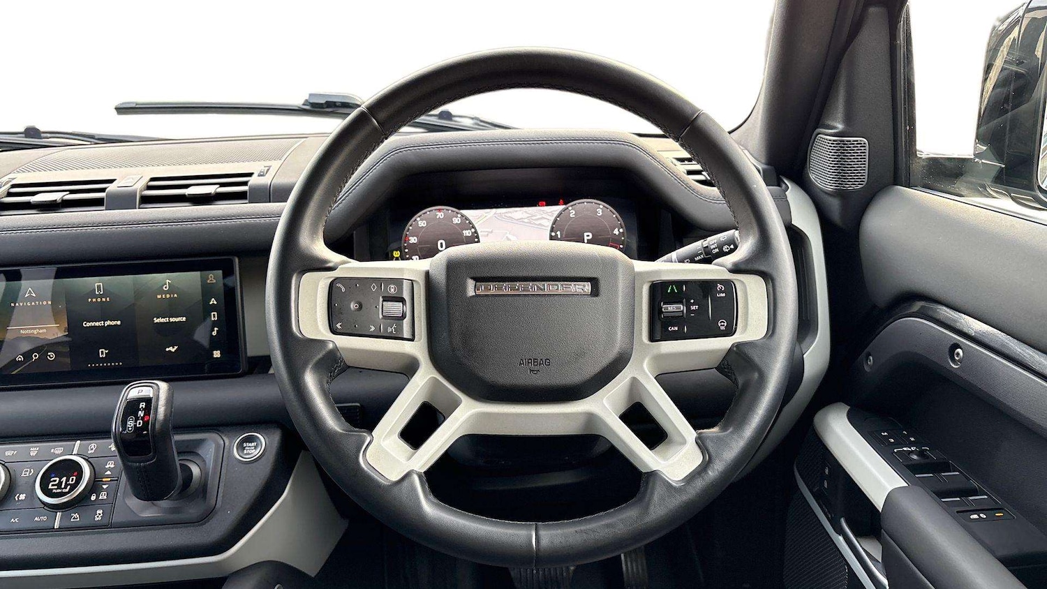 Used Land Rover Defender 2024 for sale - 76435728: Photo 15