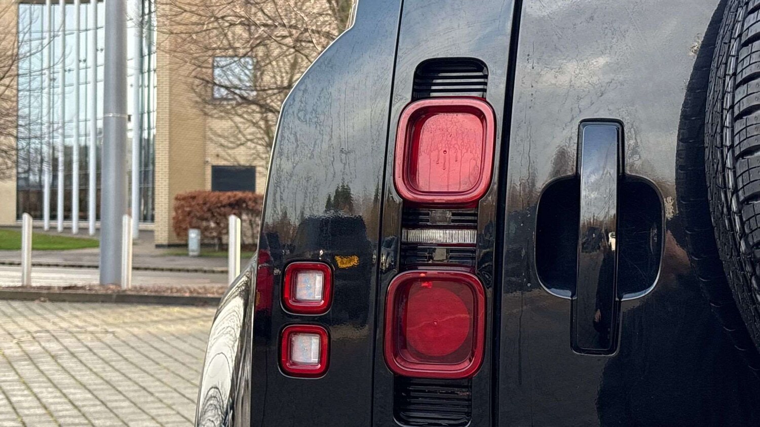 Used Land Rover Defender 2024 for sale - 76435728: Photo 26