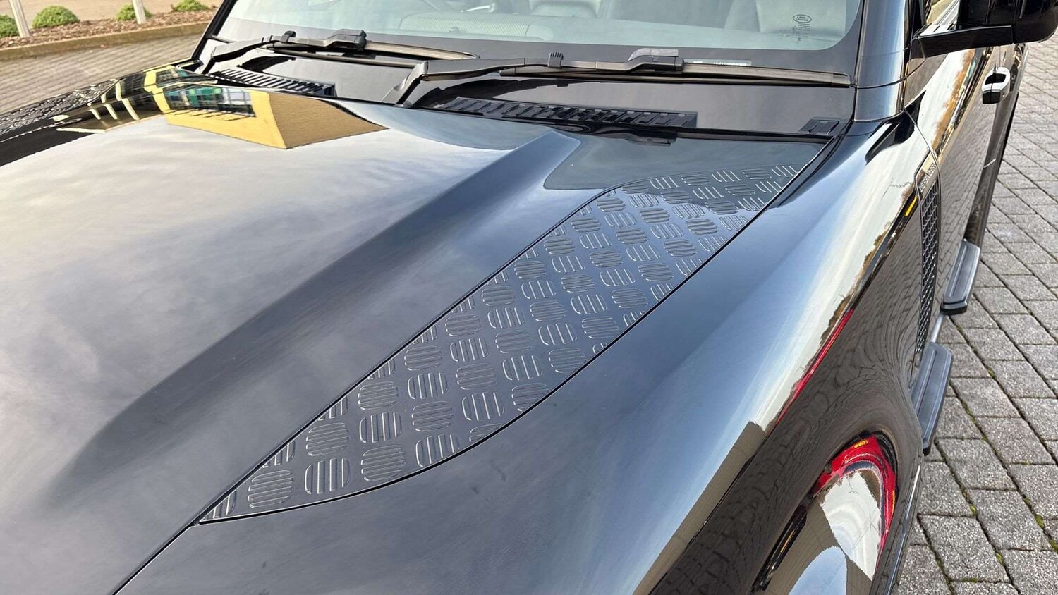 Used Land Rover Defender 2024 for sale - 76435728: Photo 28