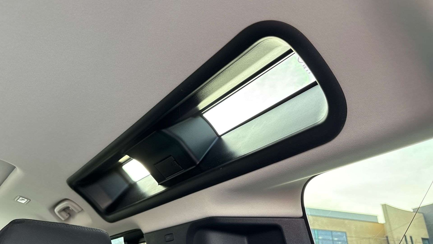 Used Land Rover Defender 2024 for sale - 76435728: Photo 34