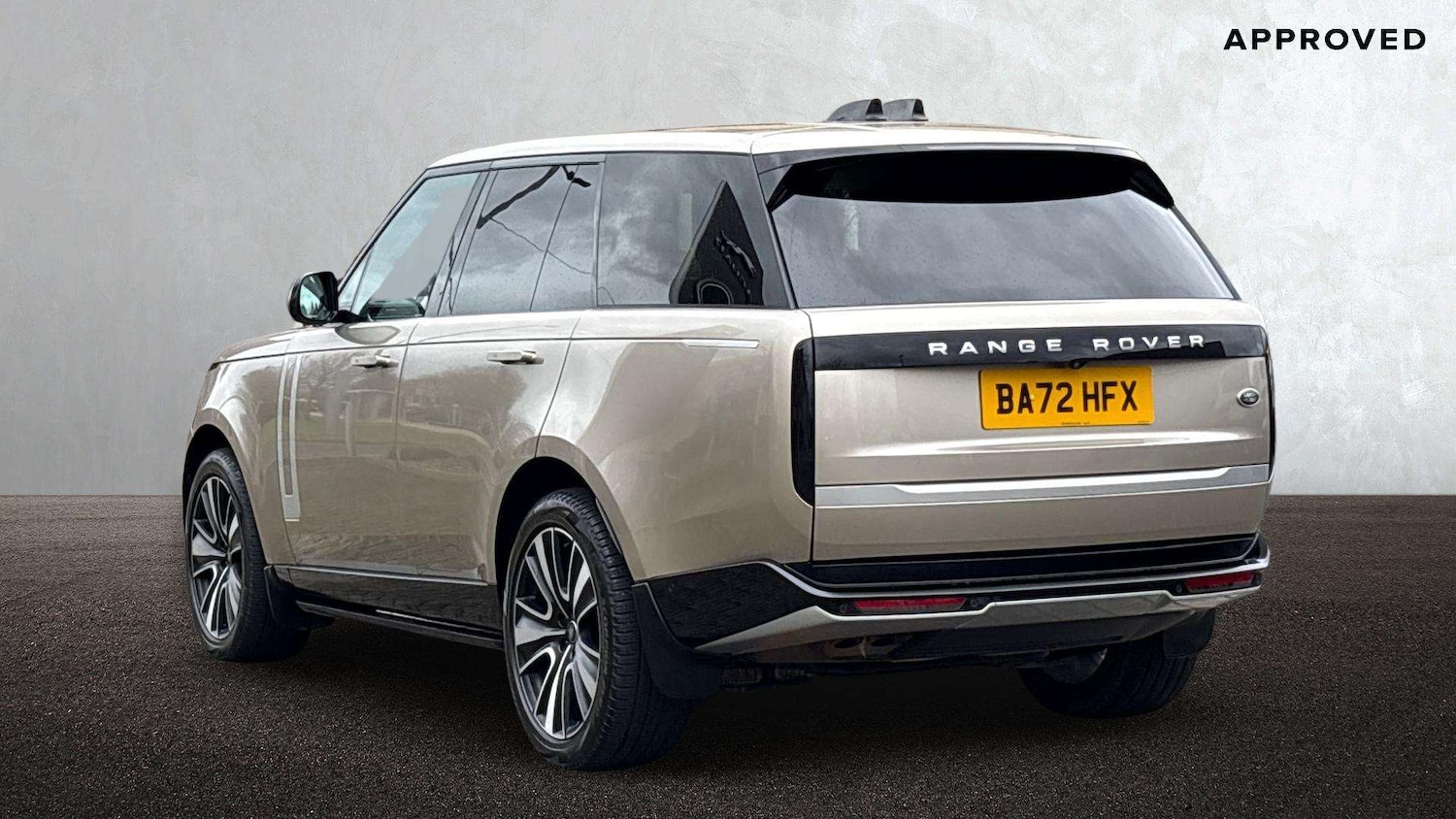 Used Land Rover Range Rover 2023 for sale - 77674696: Photo 2