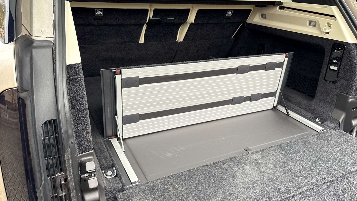 Used Land Rover Range Rover 2023 for sale - 77674696: Photo 32