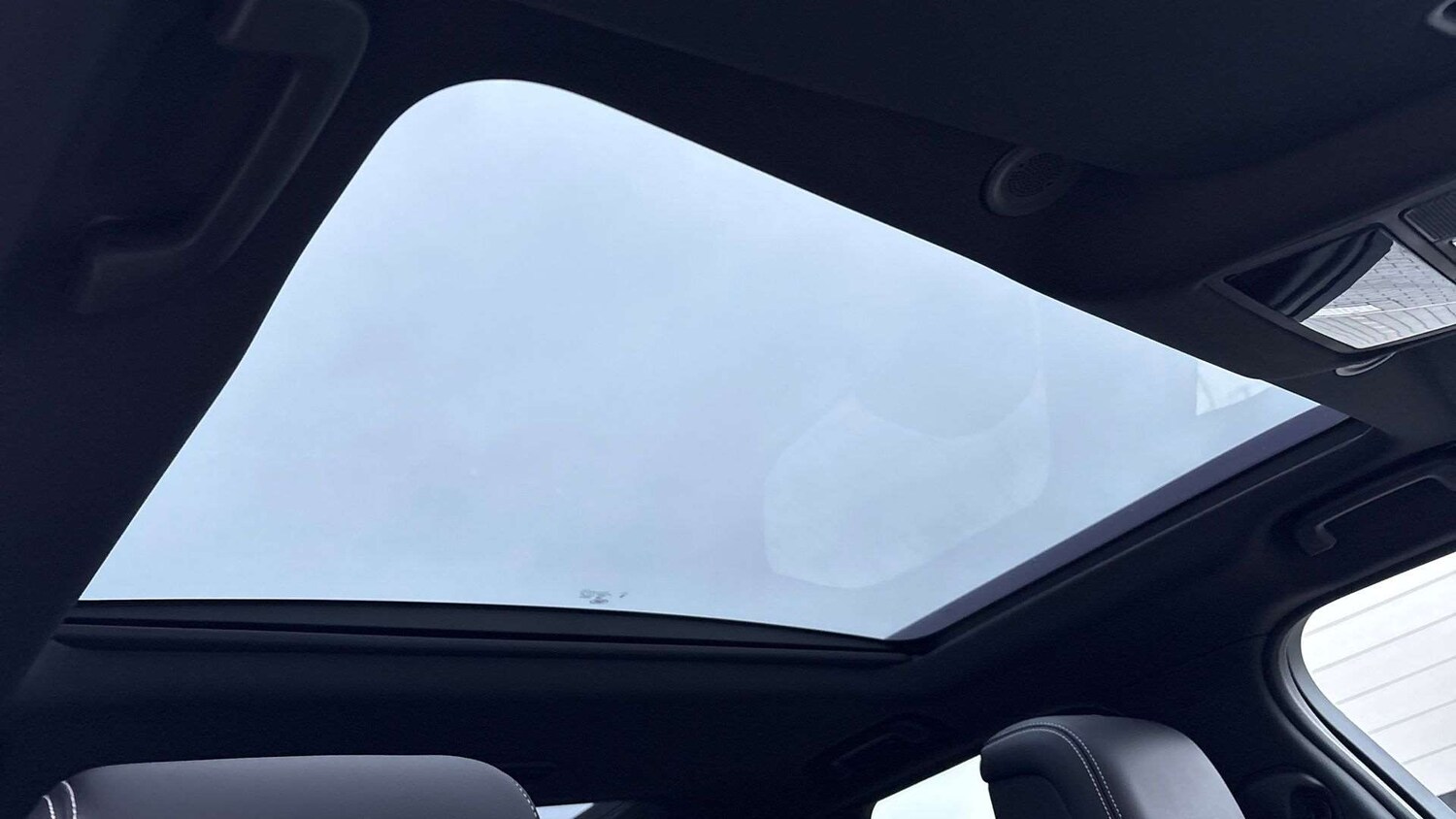 Used Land Rover Discovery 2024 for sale - 77011181: Photo 21