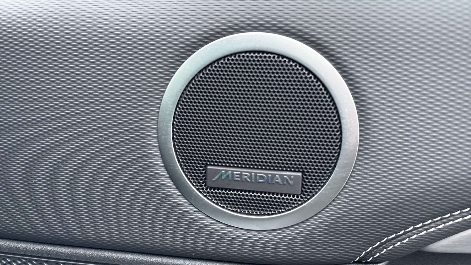 Used Land Rover Discovery 2024 for sale - 77011181: Photo 24