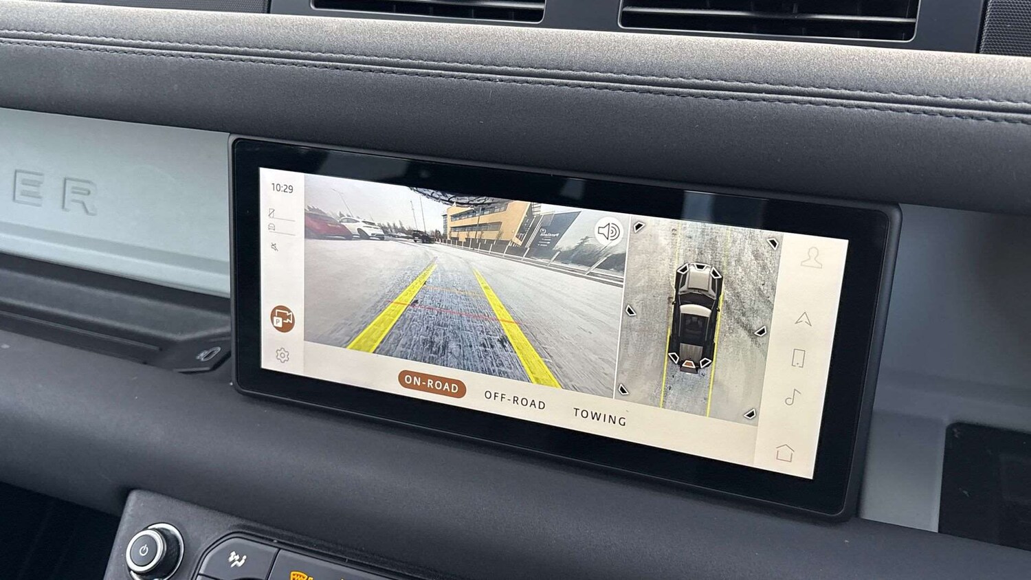 Used Land Rover Defender 2022 for sale - 77051393: Photo 12