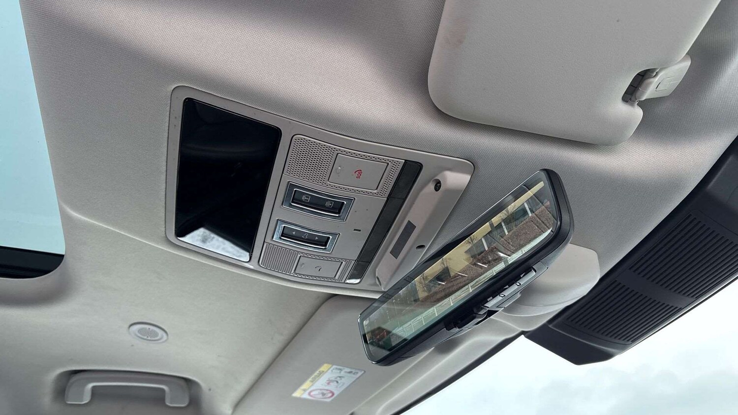 Used Land Rover Defender 2022 for sale - 77051393: Photo 23