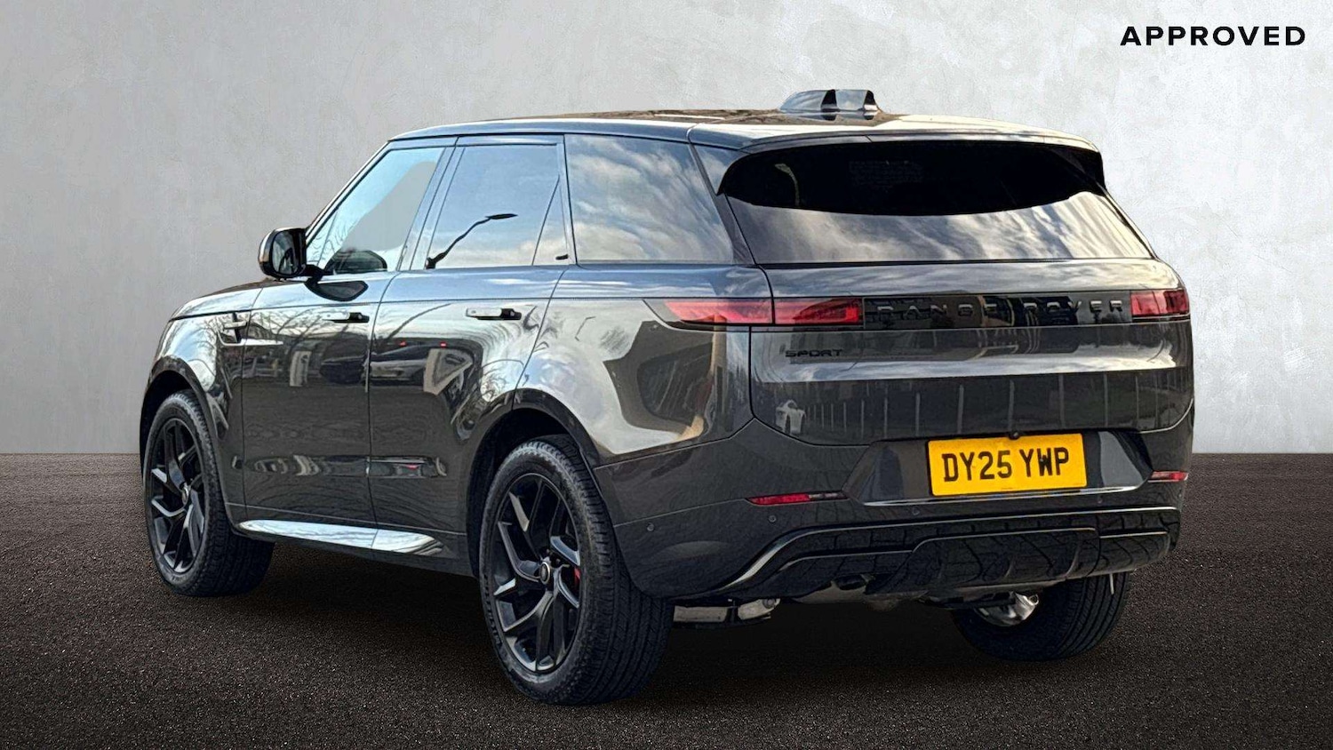 Used Land Rover Range Rover Sport 2025 for sale - 77577237: Photo 2