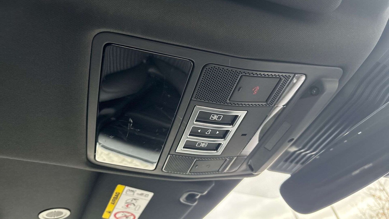 Used Land Rover Discovery 2025 for sale - 76421248: Photo 23