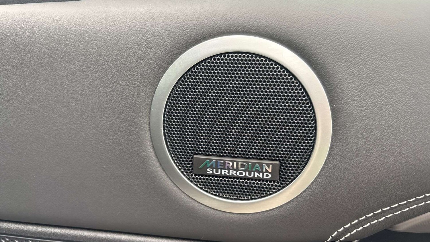 Used Land Rover Discovery 2025 for sale - 76421248: Photo 24