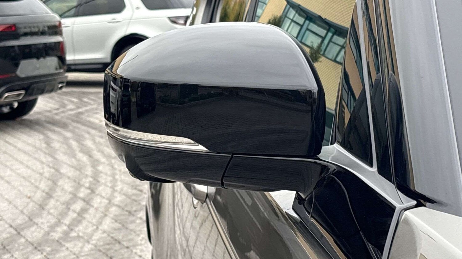 Used Land Rover Discovery 2025 for sale - 76421248: Photo 29