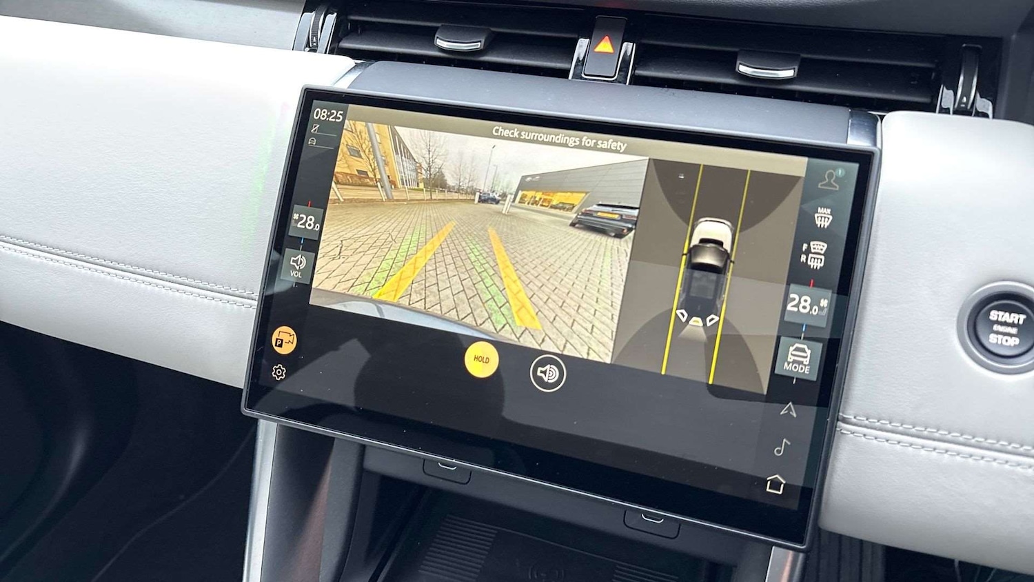 Used Land Rover Discovery Sport 2024 for sale - 77397937: Photo 12