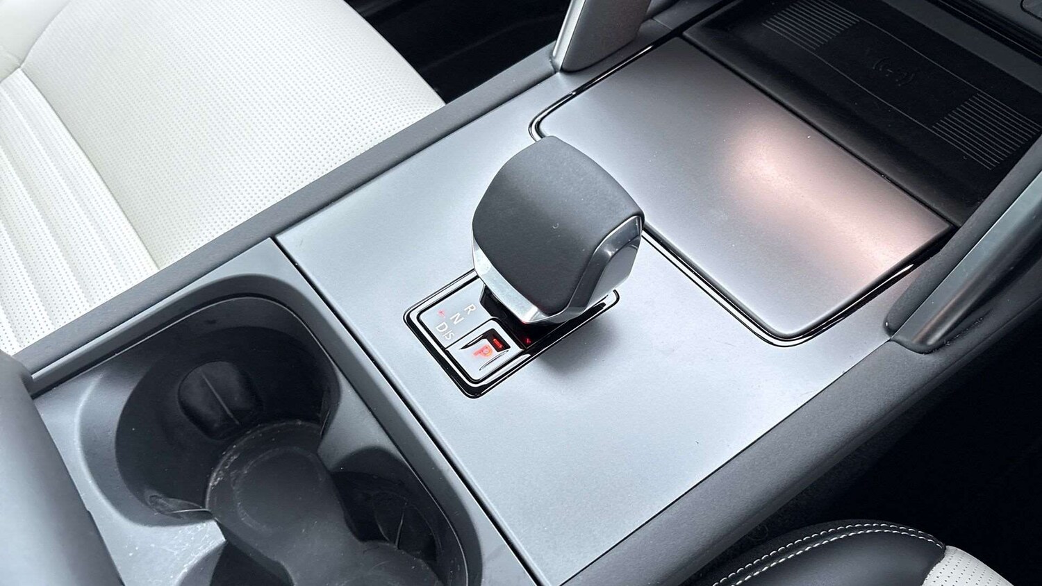 Used Land Rover Discovery Sport 2024 for sale - 77397937: Photo 13