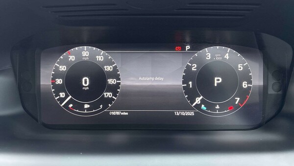 Used Land Rover Discovery Sport 2023 for sale - 76045118: Photo 16