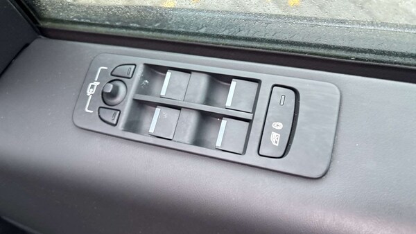 Used Land Rover Discovery Sport 2023 for sale - 76045118: Photo 25