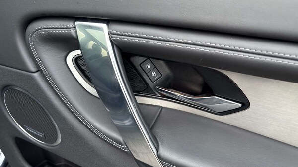 Used Land Rover Discovery Sport 2023 for sale - 76045118: Photo 34