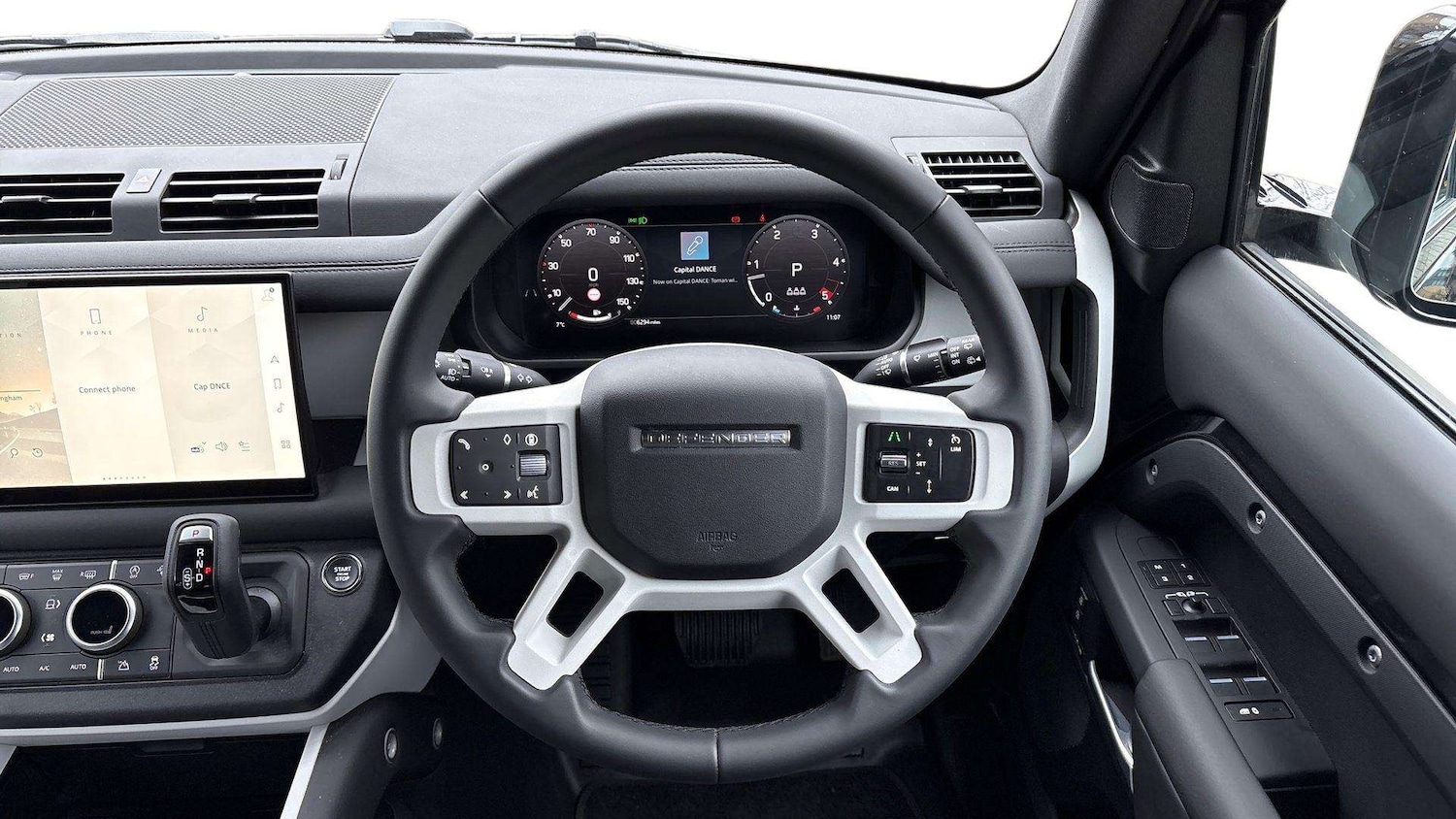 Used Land Rover Defender 2025 for sale - 77270255: Photo 15