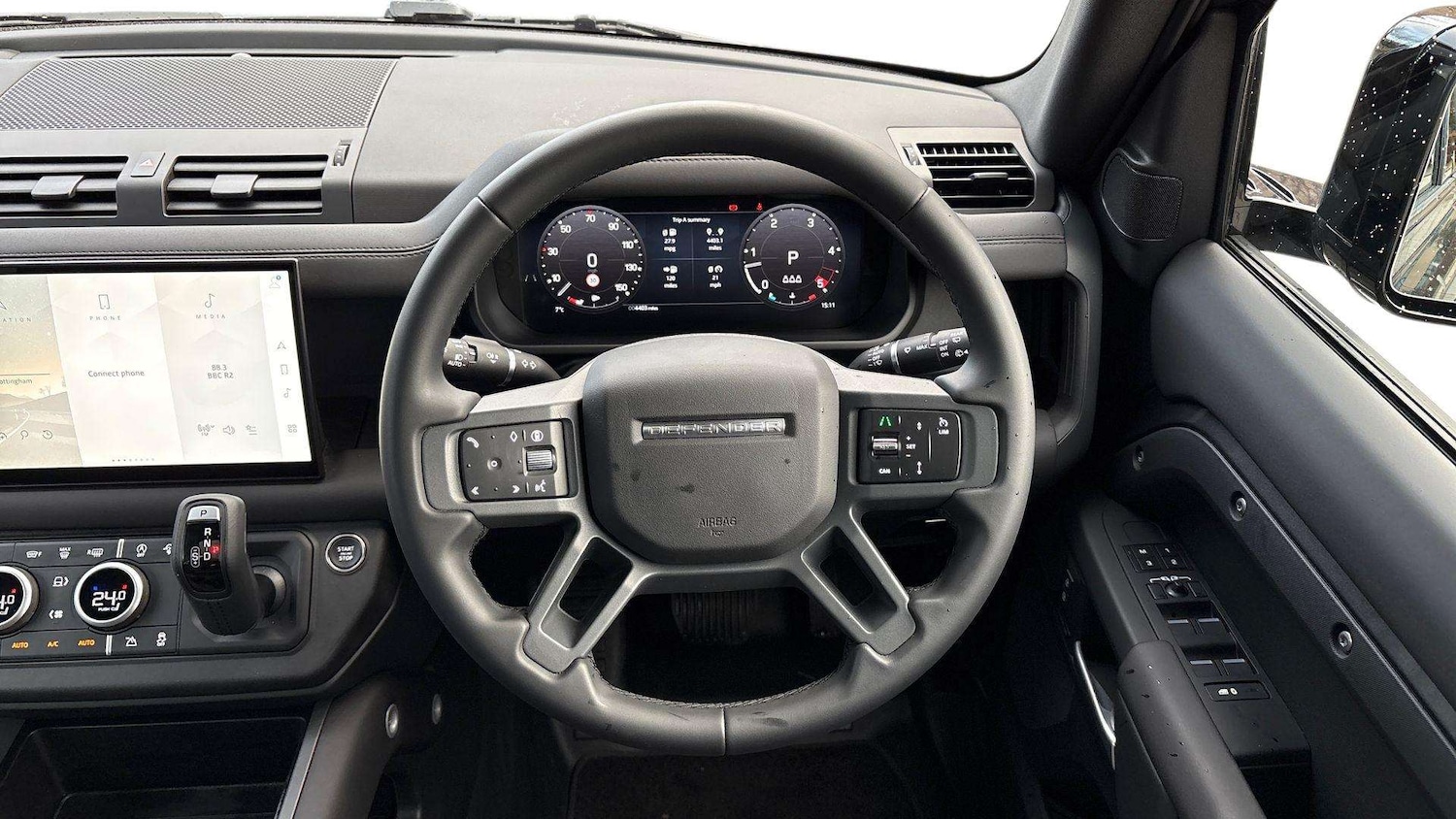 Used Land Rover Defender 2025 for sale - 76487998: Photo 15