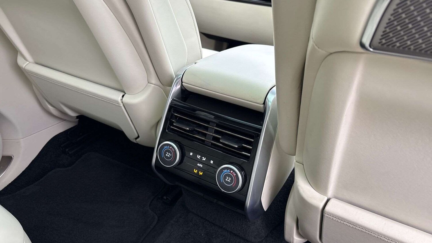 Used Land Rover Range Rover 2024 for sale - 77649062: Photo 18