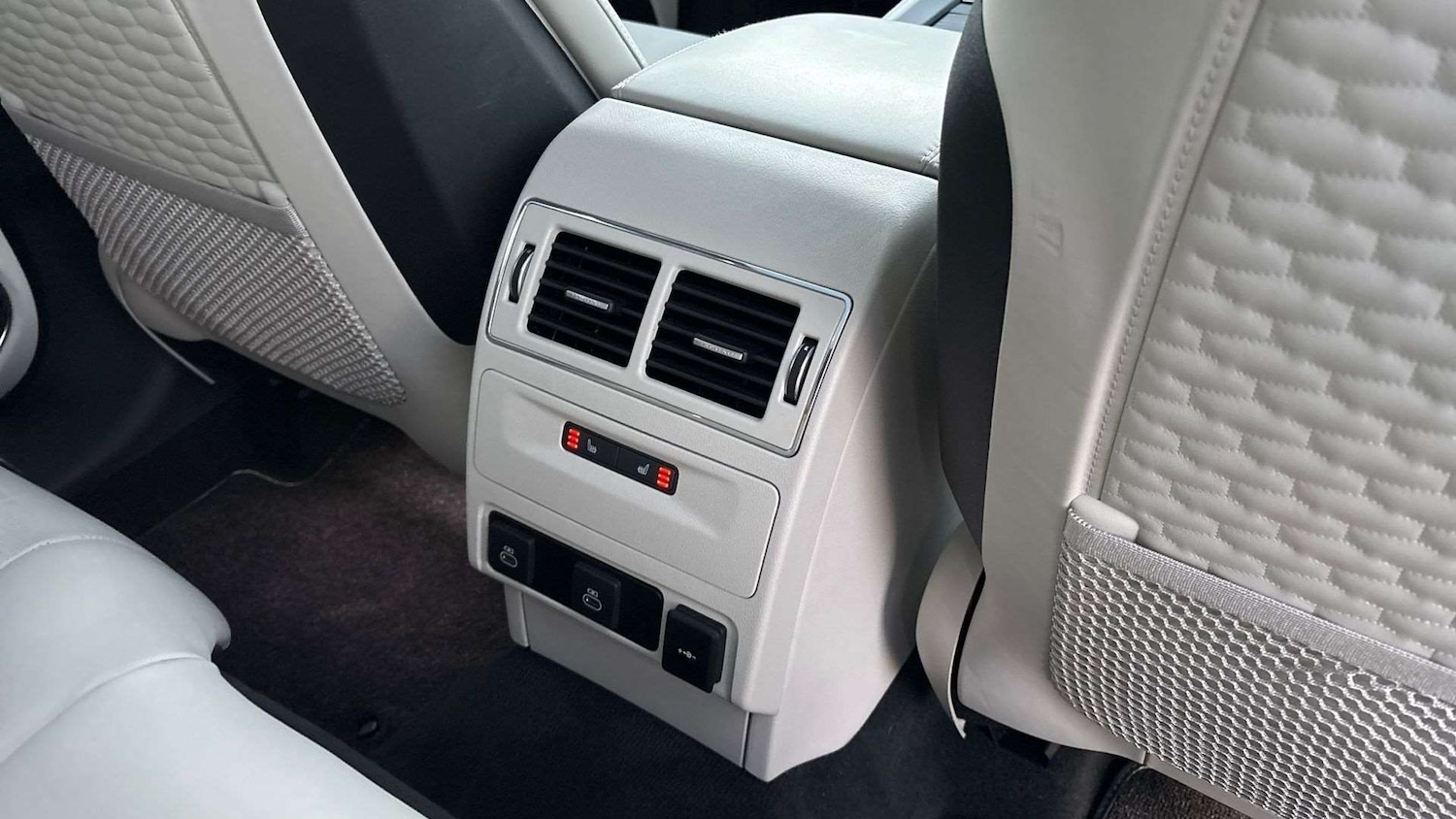 Used Jaguar F-Pace 2024 for sale - 76692186: Photo 18