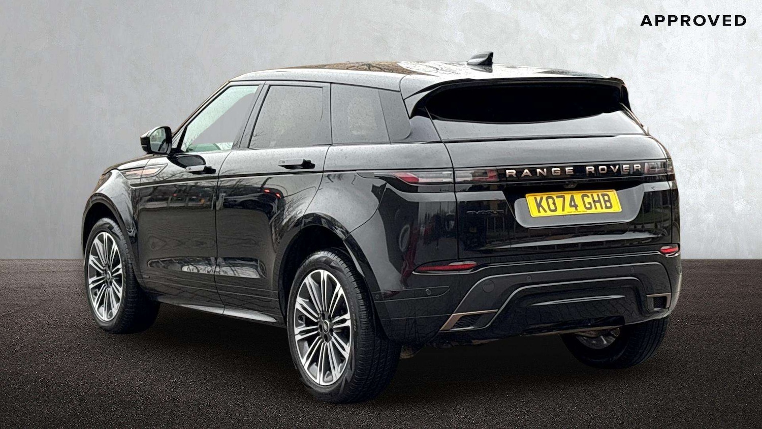 Used Land Rover Range Rover Evoque 2025 for sale - 77588998: Photo 2