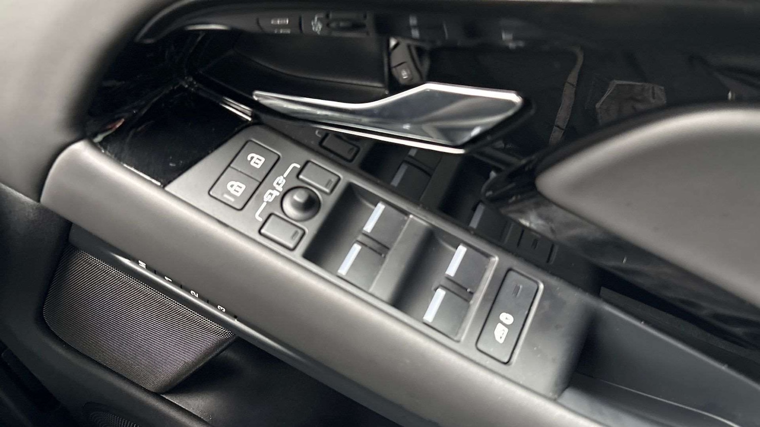 Used Land Rover Range Rover Evoque 2025 for sale - 77588998: Photo 25