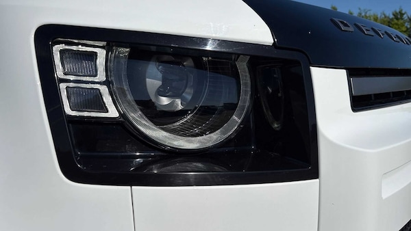 Used Land Rover Defender 2023 for sale - 76218317: Photo 24