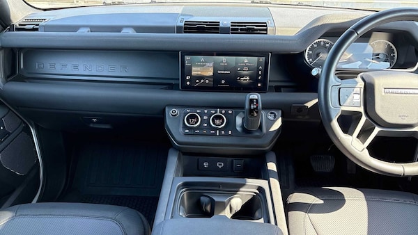 Used Land Rover Defender 2023 for sale - 76218317: Photo 27