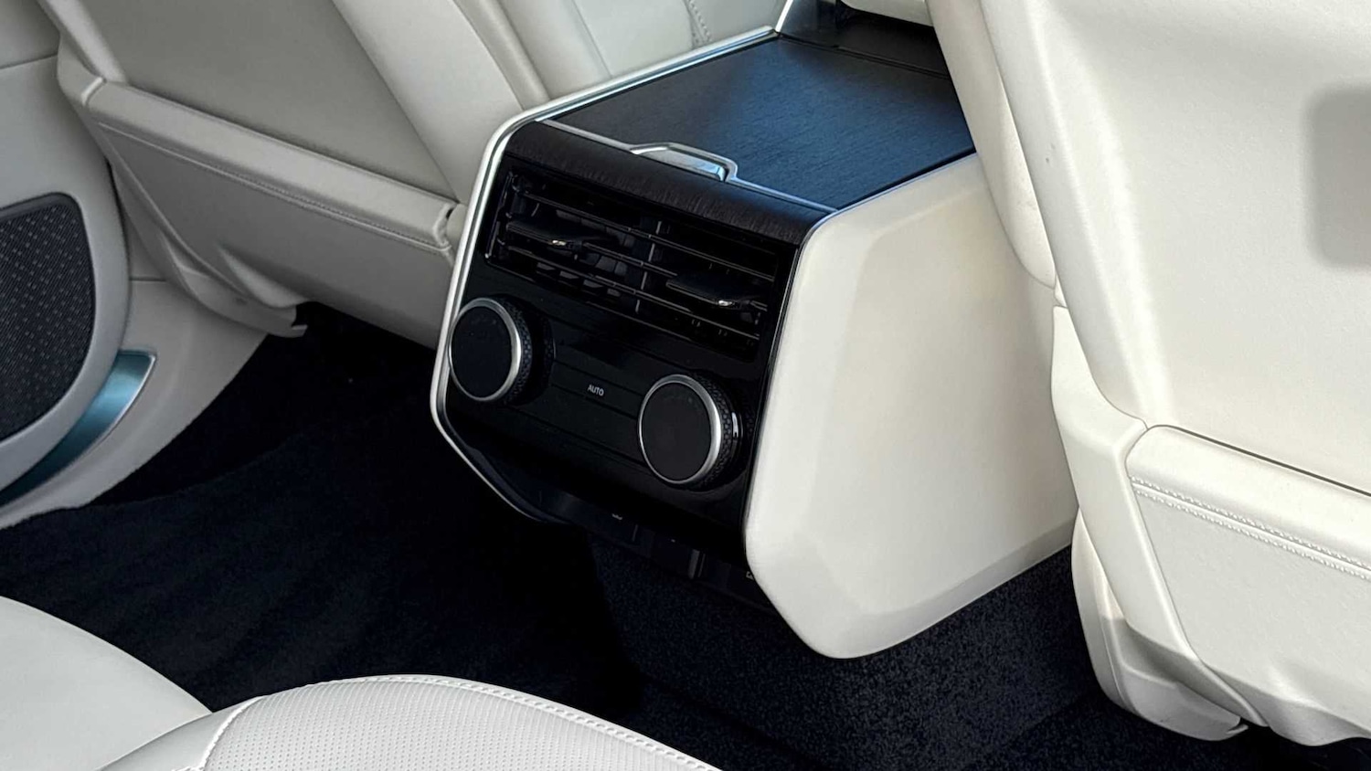 Used Land Rover Range Rover 2024 for sale - 76488169: Photo 18