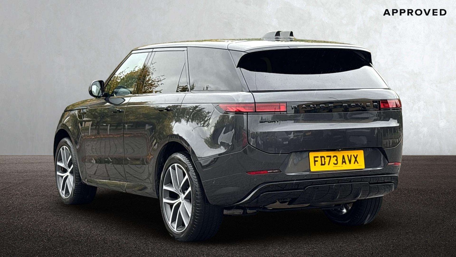 Used Land Rover Range Rover Sport 2024 for sale - 77726718: Photo 2