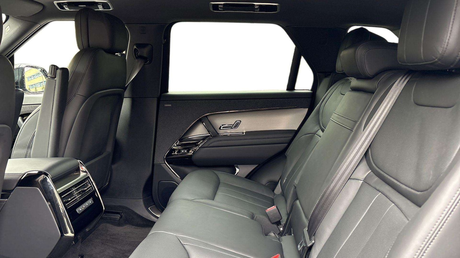 Used Land Rover Range Rover Sport 2024 for sale - 77726718: Photo 4