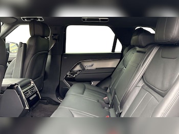 Used Land Rover Range Rover Sport 2024 for sale - 77726718: Photo